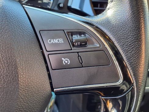 Used 2020 Mitsubishi Outlander SEL image 19