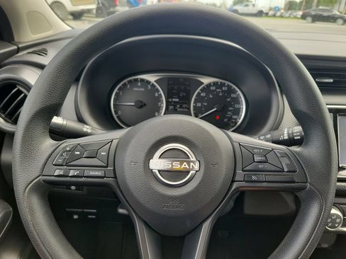 Used 2024 Nissan Kicks S FWD image 29