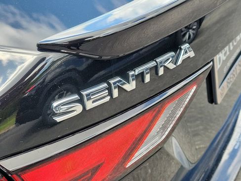 Used 2021 Nissan Sentra SR FWD image 5