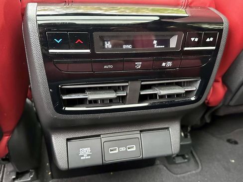 Used 2023 Acura MDX A-Spec image 11