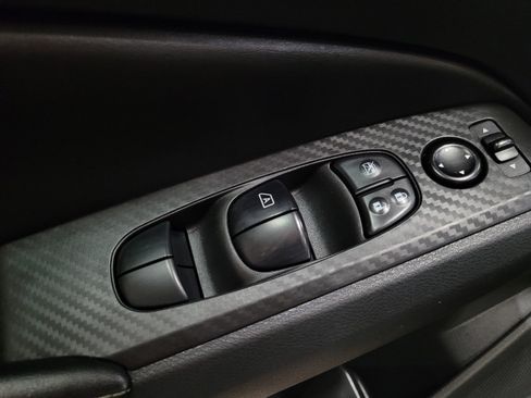 Used 2024 Nissan Altima 2.5 SV FWD image 27
