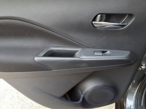 Used 2024 Nissan Kicks SV image 33