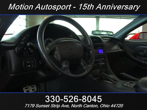 Used 2003 Chevrolet Corvette Coupe w/ Preferred Equipment Group RWD image 20