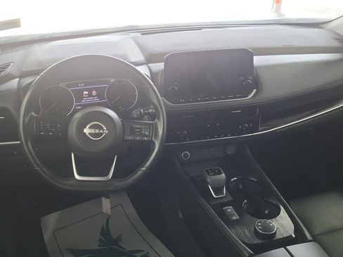 Used 2023 Nissan Rogue SL w/ SL Premium Package image 13