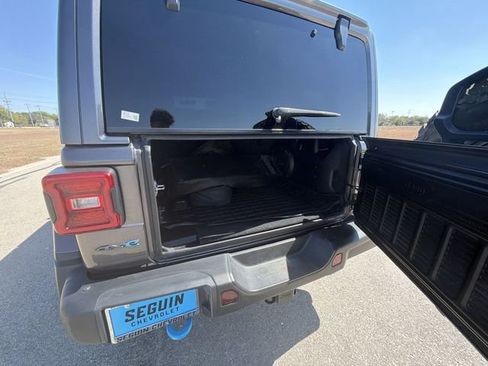 Used 2021 Jeep Wrangler Unlimited Rubicon 4xe w/ Steel Bumper Group image 25