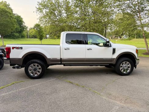Used 2018 Ford F350 King Ranch w/ King Ranch Ultimate Package AWD/4WD image 8