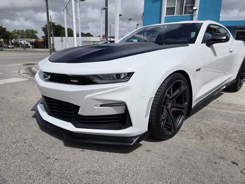 Used 2022 Chevrolet Camaro SS RWD image 18