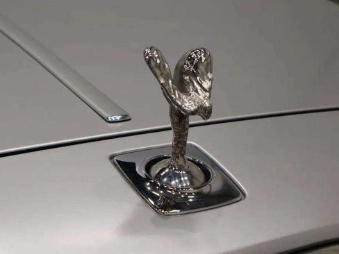 Certified 2010 Rolls-Royce Ghost RWD image 16