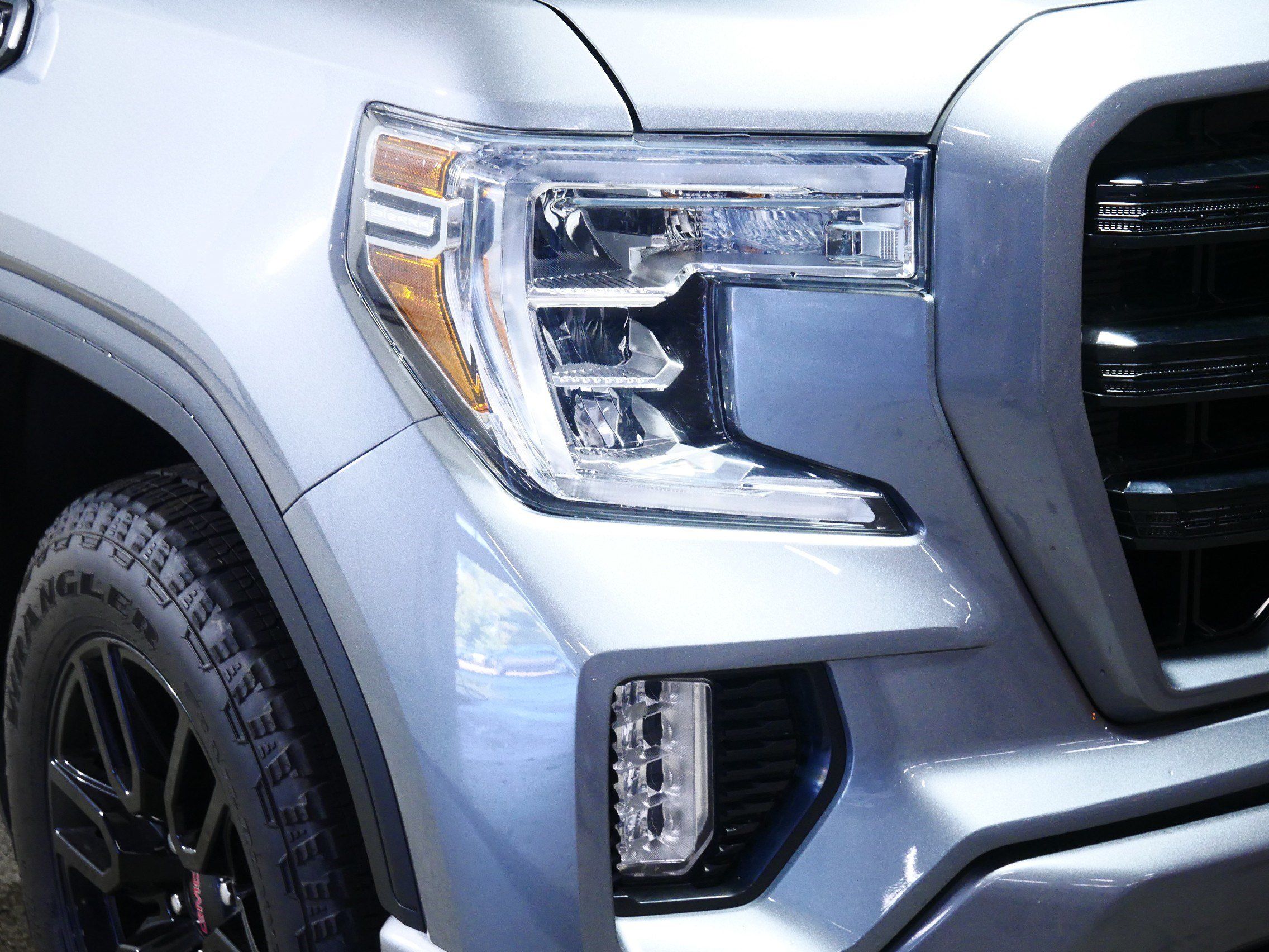 Certified 2021 GMC Sierra 1500 Elevation w/ X31 Off-Road Package AWD/4WD image 16