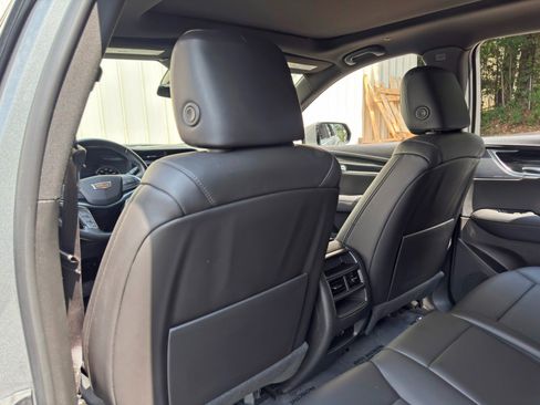 Used 2023 Cadillac XT5 Premium Luxury AWD/4WD image 38