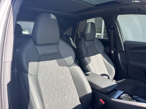 New 2025 Audi SQ5 Premium Plus image 16