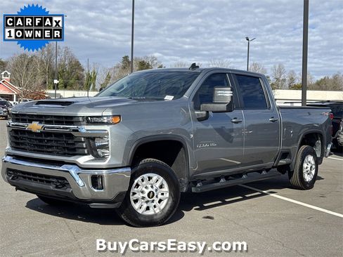Used 2025 Chevrolet Silverado 2500 LT image 1