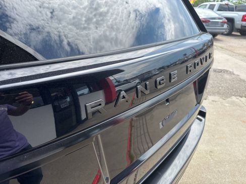Used 2017 Land Rover Range Rover Supercharged AWD/4WD image 16