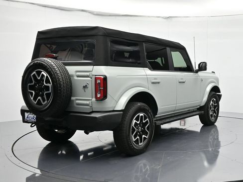 Certified 2024 Ford Bronco Outer Banks image 5