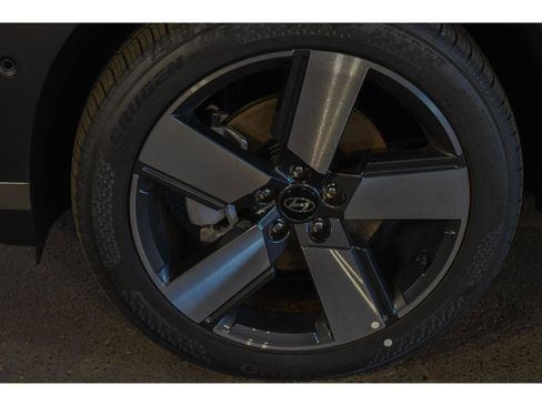 Certified 2025 Hyundai Santa Fe Limited image 56