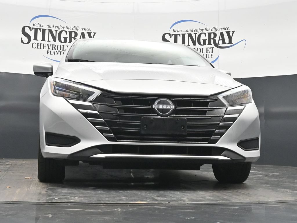 Used 2025 Nissan Versa SV FWD image 27
