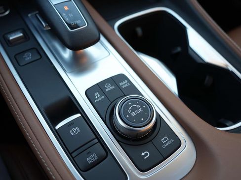 Certified 2025 INFINITI QX60 Sensory image 30