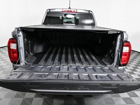 Used 2024 GMC Canyon AT4 w/ Technology Package image 26