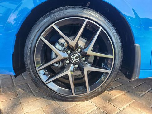 Used 2024 Honda Civic Sport Touring image 16