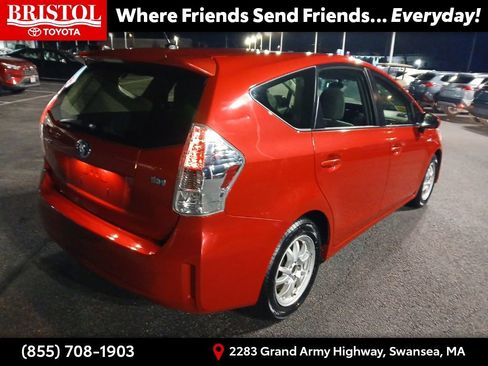 Used 2012 Toyota Prius V Two image 7