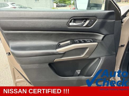 Certified 2023 Nissan Pathfinder Platinum AWD/4WD image 21