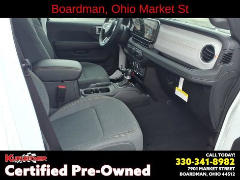 Used 2024 Jeep Wrangler Unlimited Sahara AWD/4WD image 18