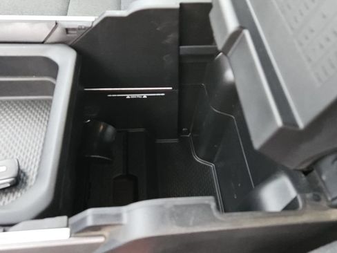 Used 2019 RAM 1500 Big Horn RWD image 35