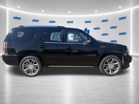 Certified 2014 Cadillac Escalade Premium AWD/4WD image 4