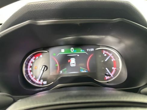 Used 2024 Toyota RAV4 LE image 17