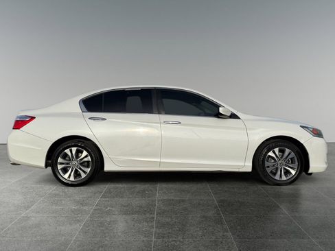 Used 2015 Honda Accord LX image 8