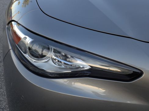 Used 2021 Alfa Romeo Giulia Ti image 10