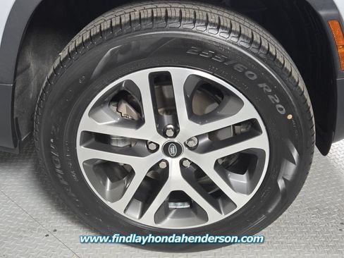 Used 2024 Land Rover Defender 110 S AWD/4WD image 12