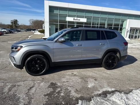 Certified 2023 Volkswagen Atlas SE w/ Panoramic Sunroof Package image 5
