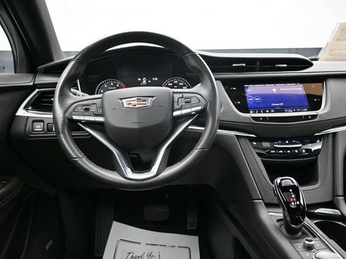 Used 2024 Cadillac XT6 Luxury w/ LPO, Floor Liner Package AWD/4WD image 14