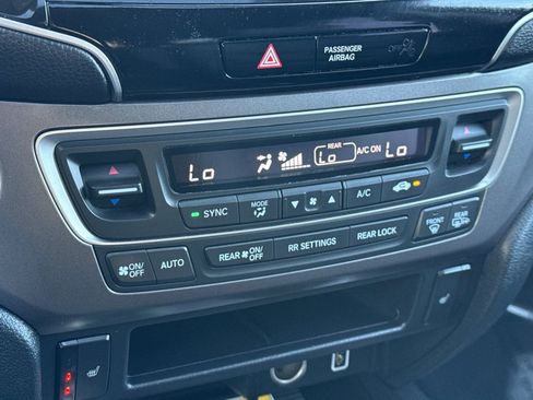 Used 2022 Honda Pilot Special Edition image 20