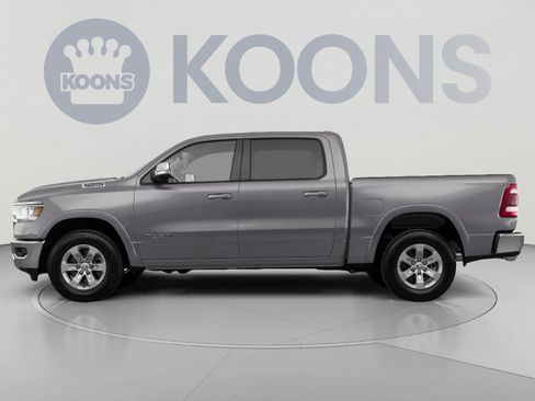 Used 2022 RAM 1500 Laramie AWD/4WD image 2