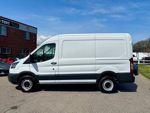 Used 2018 Ford Transit 250 130 Medium Roof image 6