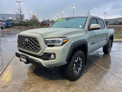 Used 2023 Toyota Tacoma TRD Off-Road AWD/4WD image 3
