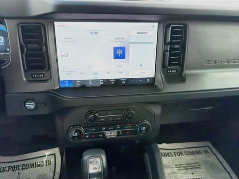 Used 2025 Ford Bronco Badlands AWD/4WD image 26