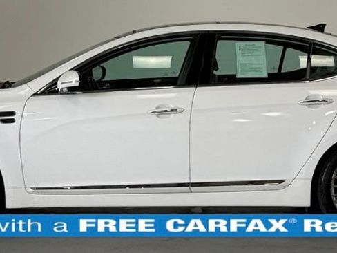 Used 2016 Kia Cadenza Limited FWD image 2