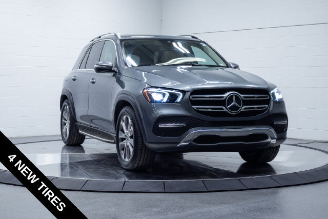 Used 2022 Mercedes-Benz GLE 350 4MATIC w/ Premium Package image 4