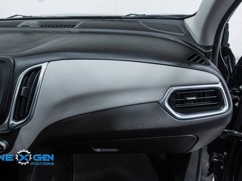 Used 2019 Chevrolet Equinox LS w/ LS Convenience Package image 35