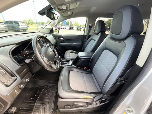 Used 2018 Chevrolet Colorado Z71 AWD/4WD image 4