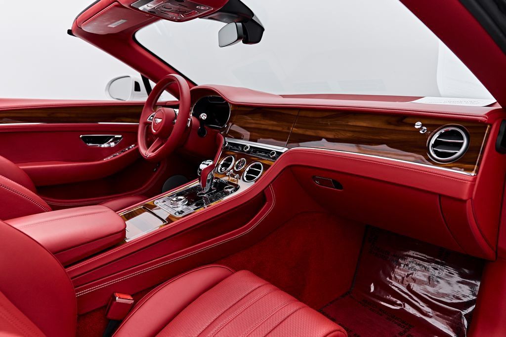 Used 2023 Bentley Continental GT V8 AWD/4WD image 37