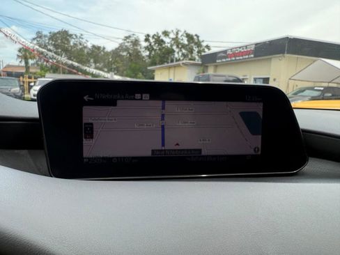 Used 2020 MAZDA MAZDA3 Hatchback w/ Premium Package image 27