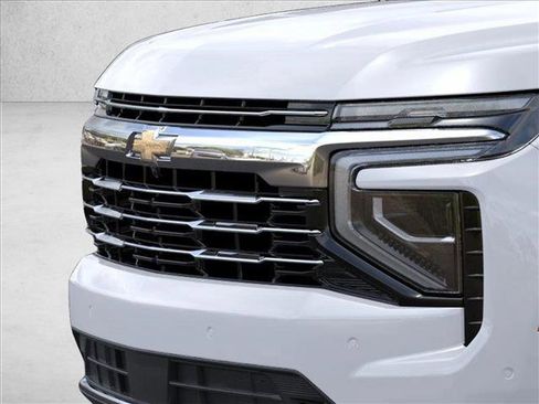 New 2026 Chevrolet Suburban LT w/ Comfort Package image 13