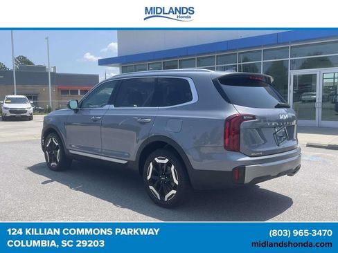 Used 2025 Kia Telluride S FWD image 4