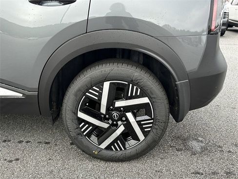 New 2026 Nissan Kicks SV image 14