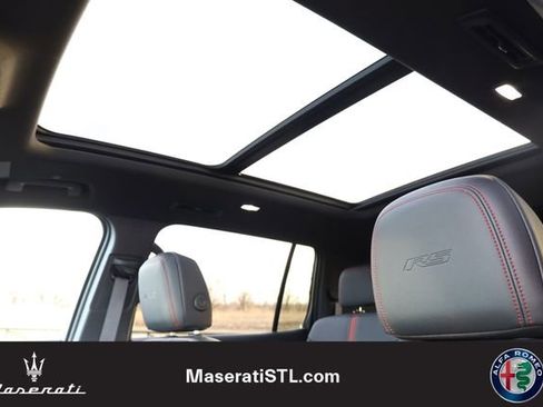 Used 2024 Chevrolet Traverse RS image 20