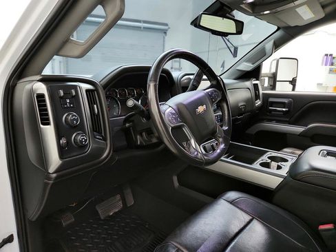 Used 2019 Chevrolet Silverado 2500 LTZ w/ Duramax Plus Package AWD/4WD image 13